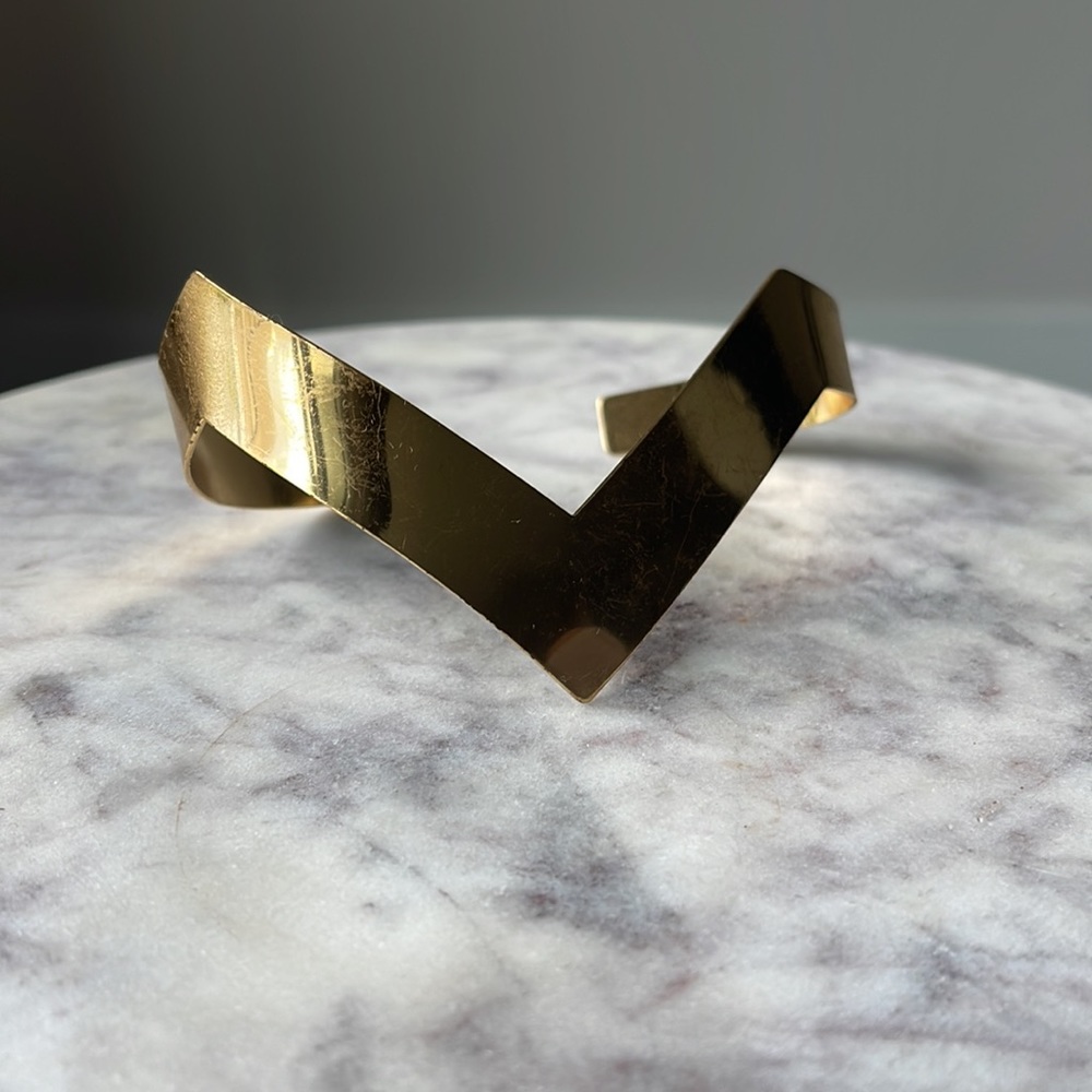 Gold V Shaped Foot Cuff